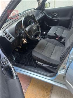 Peugeot 306